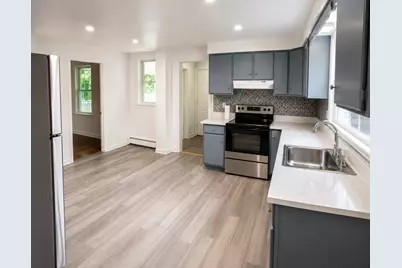 42 Pakachoag St, Auburn, MA 01501 - Photo 10