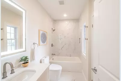 35 Jewett St #, Newton, MA 02458 - Photo 8
