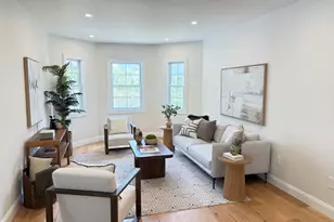 35 Jewett St, Newton, MA 02458 - Photo 4