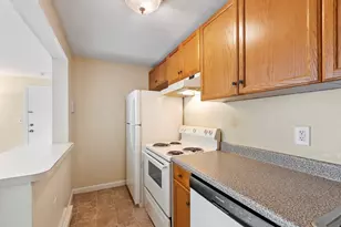 392 Great Rd, Acton, MA 01720 - Photo 6