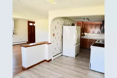 118 Blaine Ave, East Brookfield, MA 01515 - Photo 6