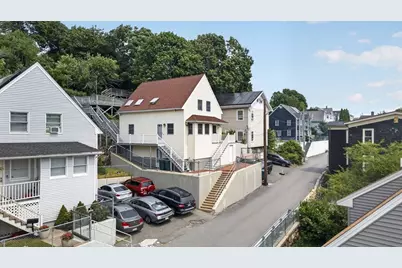 30 Brownville Ave, Lynn, MA 01902 - Photo 2