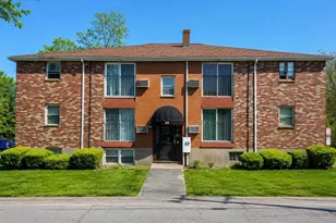69 W Elm Terrace, Brockton, MA 02301 - Photo 2