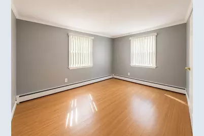 11 Auna Dr #6, Brockton, MA 02301 - Photo 6