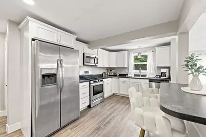 108 Fenway Dr, Springfield, MA 01109 - Photo 20