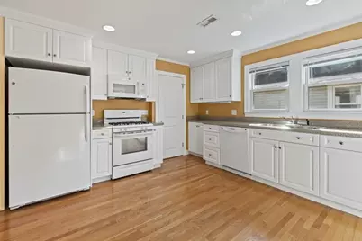 45 S. Waverly #45, Boston, MA 02134 - Photo 2
