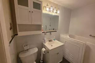 1040 Cove Rd, New Bedford, MA 02744 - Photo 16