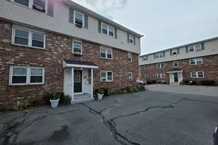 1040 Cove Rd, New Bedford, MA 02744 - Photo 2