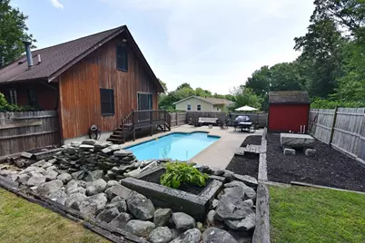 127 Susie, Somerset, MA 02726 - Photo 34