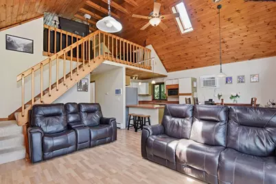127 Susie, Somerset, MA 02726 - Photo 8