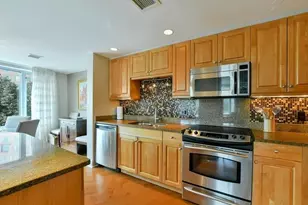 10 Bowdoin St, Boston, MA 02114 - Photo 6