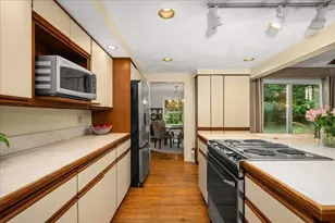 11 Hickory Rd, Southborough, MA 01772 - Photo 12