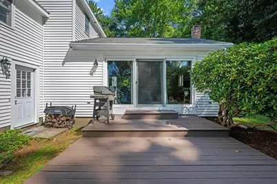 11 Hickory Rd, Southborough, MA 01772 - Photo 4