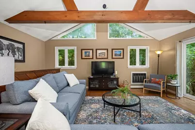 11 Hickory Rd, Southborough, MA 01772 - Photo 6