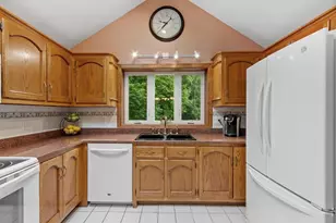 23 Appaloosa Dr, Methuen, MA 01844 - Photo 12