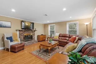 23 Appaloosa Dr, Methuen, MA 01844 - Photo 4