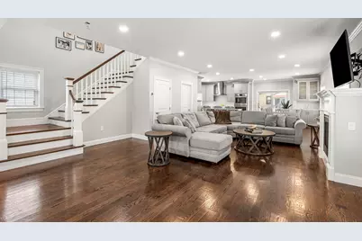 74 Raycroft St, Quincy, MA 02169 - Photo 2
