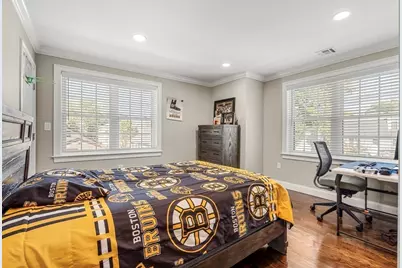 74 Raycroft St, Quincy, MA 02169 - Photo 16