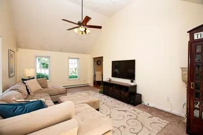 41 Christopher Dr, Attleboro, MA 02703 - Photo 10
