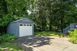 10 Parker Ave, Newton, MA 02459 - Photo 38