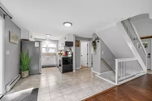 103 Fox Ave, Dracut, MA 01826 - Photo 10