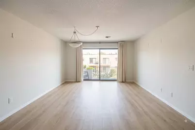 404 Broadway #303, Lynn, MA 01904 - Photo 2