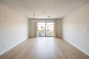 404 Broadway, Lynn, MA 01904 - Photo 2
