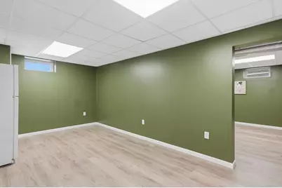 334 Rogers St, Lowell, MA 01852 - Photo 34