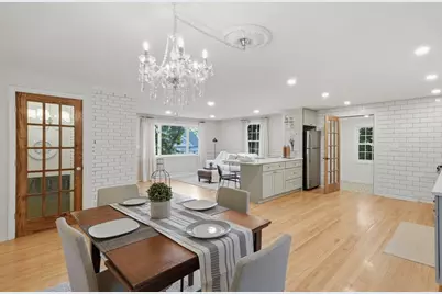 334 Rogers St, Lowell, MA 01852 - Photo 8