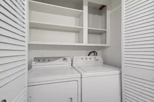 334 Rogers St, Lowell, MA 01852 - Photo 20