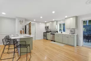 334 Rogers St, Lowell, MA 01852 - Photo 6