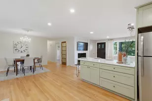 334 Rogers St, Lowell, MA 01852 - Photo 16