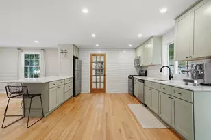 334 Rogers St, Lowell, MA 01852 - Photo 1