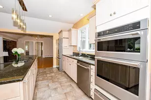 14 Crapo St, Marion, MA 02738 - Photo 16