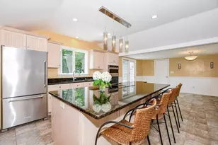14 Crapo St, Marion, MA 02738 - Photo 16