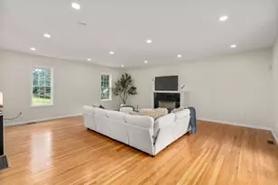 532 Washington St, Walpole, MA 02032 - Photo 16