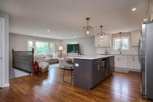 194 Pleasant St, East Longmeadow, MA 01028 - Photo 4