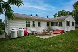 194 Pleasant St, East Longmeadow, MA 01028 - Photo 28