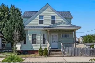 27 Davis, Malden, MA 02148 - Photo 1