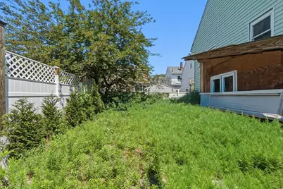 27 Davis, Malden, MA 02148 - Photo 2