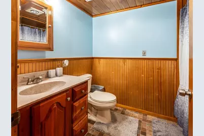 49 Newton Hts, Leominster, MA 01453 - Photo 28