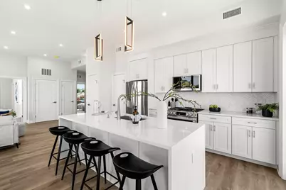 523 Second St #301, Everett, MA 02149 - Photo 2