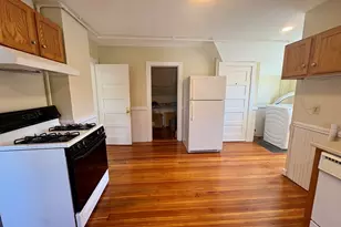 137 Whitwell St, Quincy, MA 02169 - Photo 1