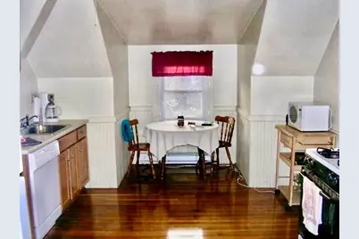 137 Whitwell St #3, Quincy, MA 02169 - Photo 4