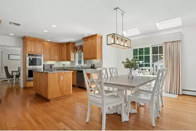10 Burnett Road, Southborough, MA 01772 - Photo 14