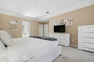 10 Burnett Rd, Southborough, MA 01772 - Photo 22