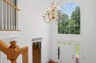 10 Burnett Rd, Southborough, MA 01772 - Photo 20