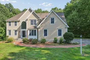 10 Burnett Rd, Southborough, MA 01772 - Photo 2