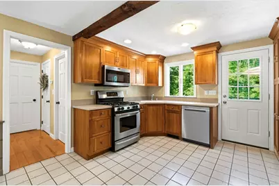 5 Redwood St, Townsend, MA 01469 - Photo 6