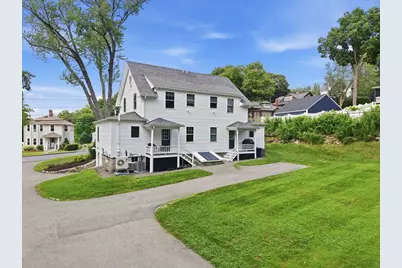 9 Walnut Ave #9, Andover, MA 01810 - Photo 2
